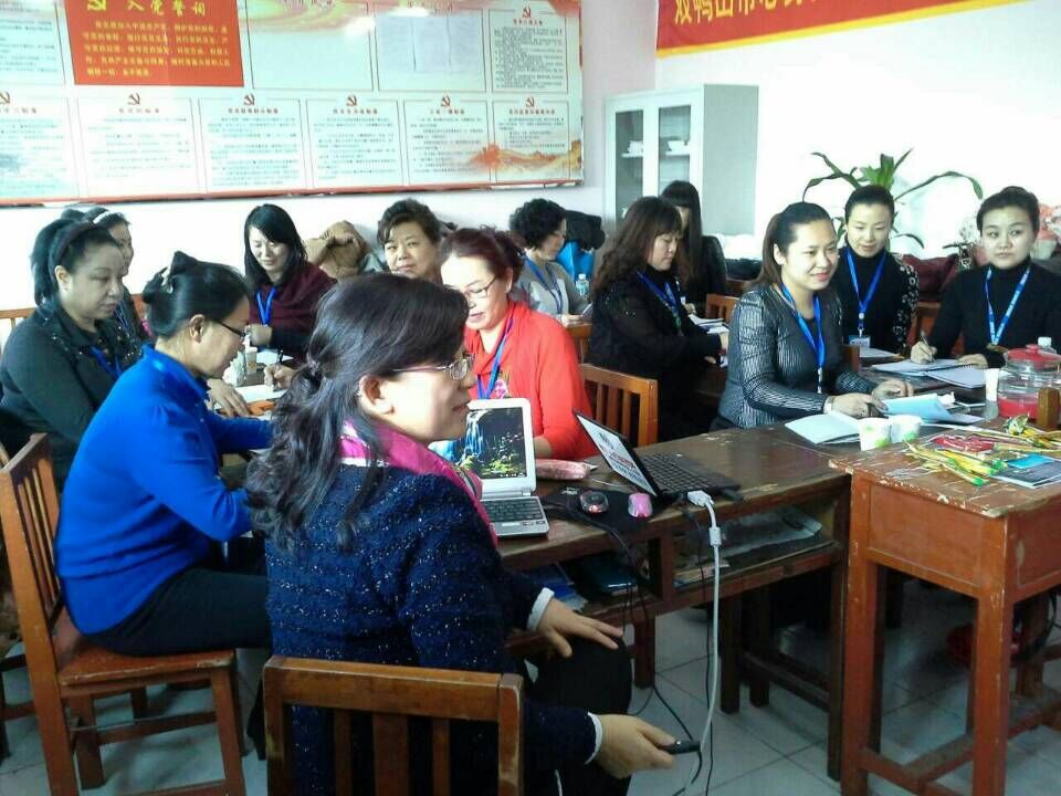 2014-12-6-7开了两天工作坊，陈景英主任来主讲的1.jpg