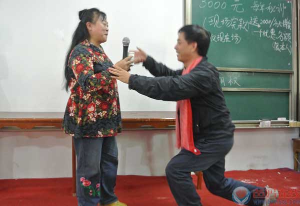 爸妈在线首席讲师段晓英喜收爱徒