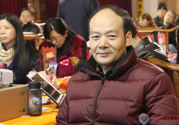 贺连津