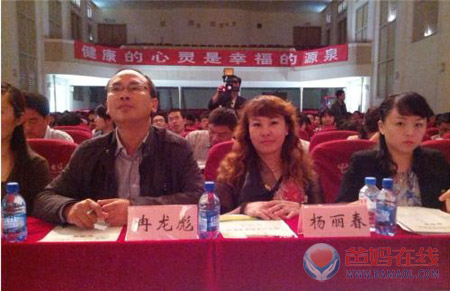 爸妈在线贵阳心理咨询中心主任杨丽春再次担纲贵州大学心理剧主评委——爸妈在线心理网